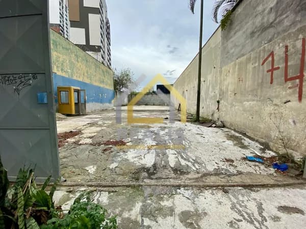Terreno para locação ao lado da estação de metrô Brooklin - 281m² livres - Brooklin - São Paulo SP
