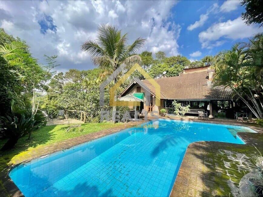 Casa Alto Padrão Rustica Condomínio Fazendinha - Carapicuiba - São Paulo