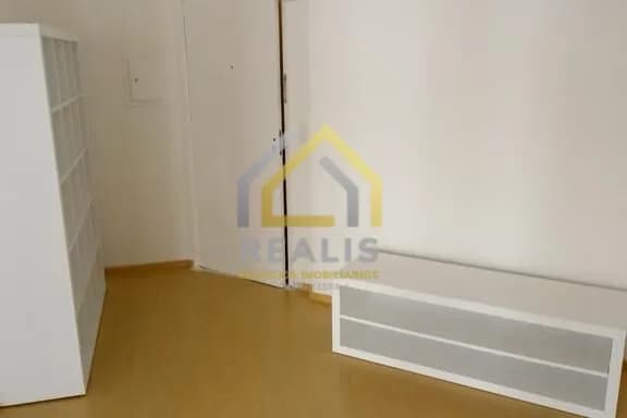 Apartamento para locação Moema Indios lado do metrô com suíte, varanda, 1 vaga - condominio King Space - São Paulo