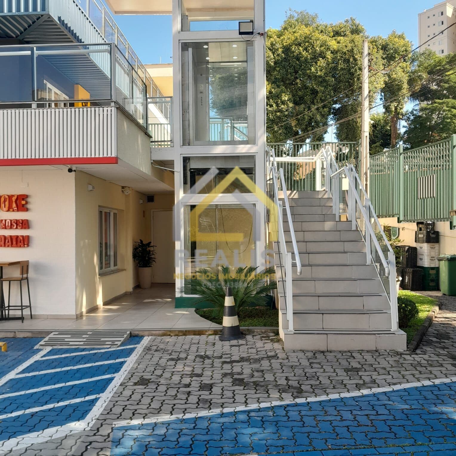 Loja Ponto Comercial para locação com 188,03m² Rua Sócrates - Jardim Marajoara São Paulo