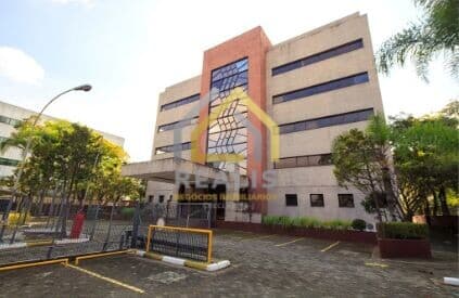 Prédio comercial Monousuário na Avenida das Nações Unidas, Santo Amaro, área construída de 7.796,17