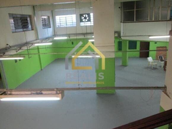 Galpão Salão Comercial com 974 m², ao lado do metrô Santo Amaro