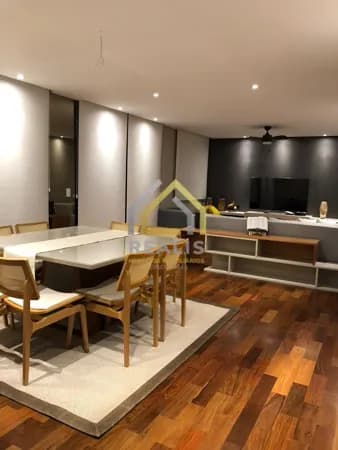 Apartamento no condomínio Chácara Alto da Boa Vista, com 182m² 4 suítes, 4 vagas - Santo Amaro SP