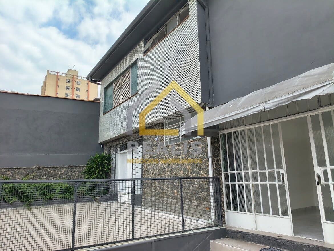 Sobrado comercial com 379m² de área construída - Av Cupecê - São Paulo SP