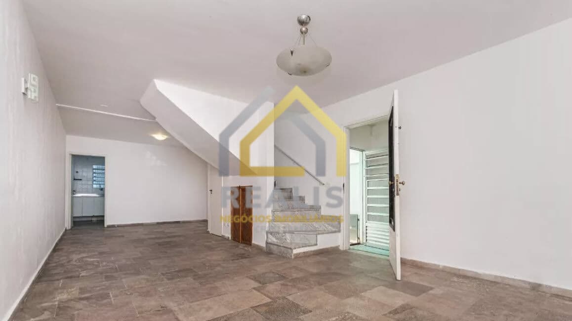 Casa à venda com 200m², 4 dormitorios e 2 vagas, do lado do shopping Morumbi São Paulo