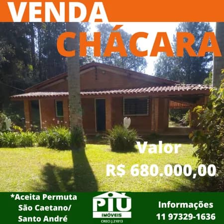 Fazenda/Sítios/Chácaras em Pinhalzinho - Centro
