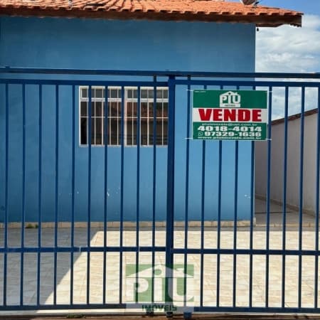 Casa em Pinhalzinho - Centro