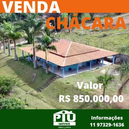 Fazenda/Sítios/Chácaras em Pinhalzinho - Centro