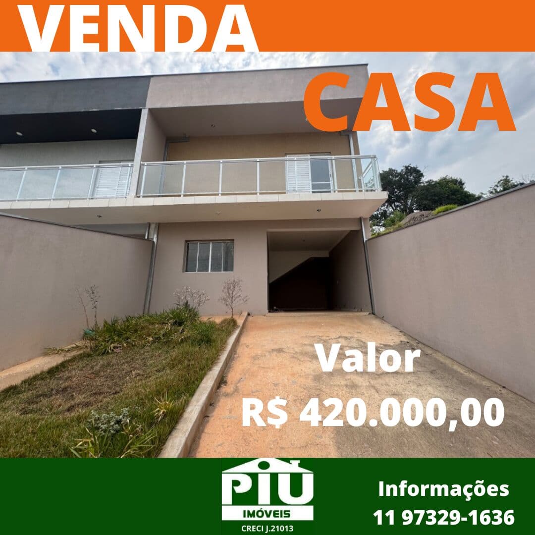 Sobrado em Pinhalzinho - Centro