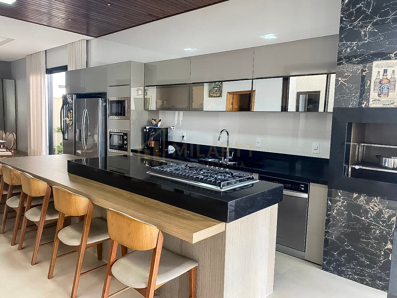 Casa térrea 3 suítes à venda, 300 m² por R$ 2.700.000,00 – Condomínio Residencial Grand Trianon – Anápolis/GO