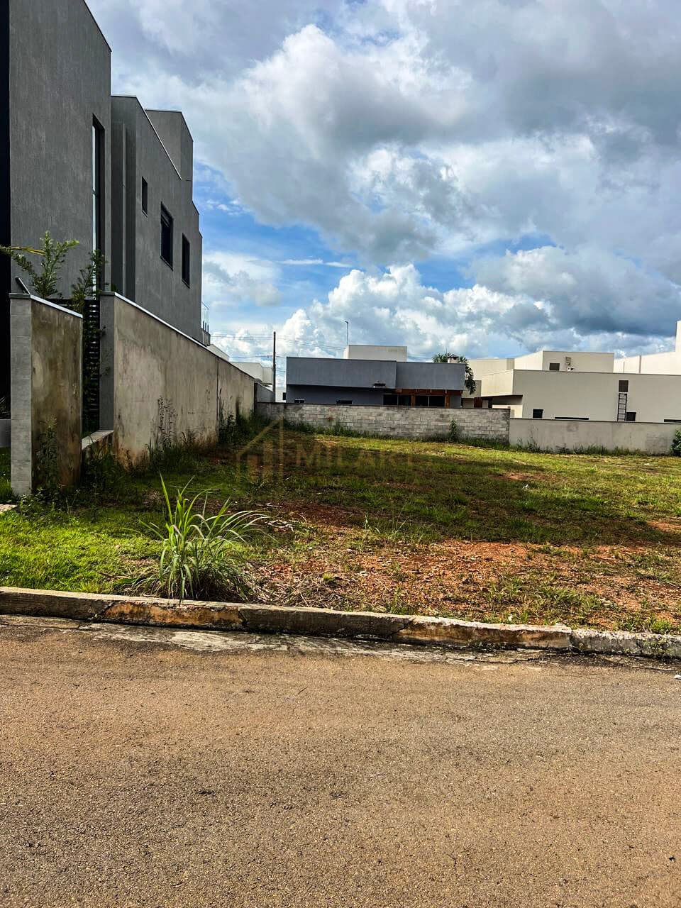 Terreno à venda, 420 m² por R$ 750.000,00 – Condomínio Residencial Belas Artes – Anápolis/GO