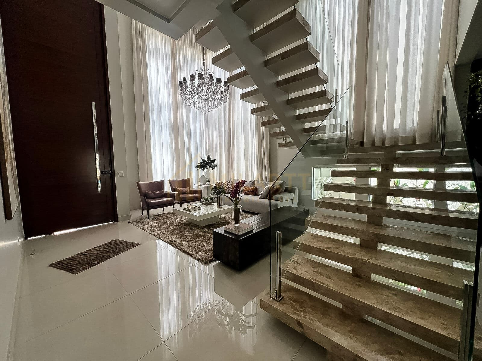 Sobrado 4 suítes à venda, 350 m² por R$ 3.900.000,00 – Condomínio Residencial Belas Artes – Anápolis/GO