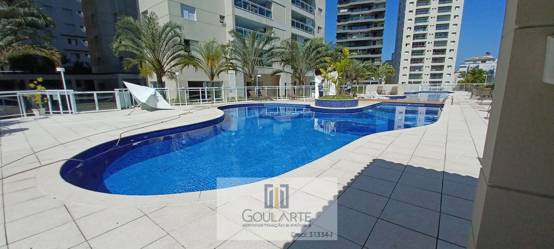 Apartamento alto padrão com sacada gourmet, 3 dormitórios sendo 1 suíte, lazer completo no condomínio - ASTÚRIAS-GUARUJÁ/SP.