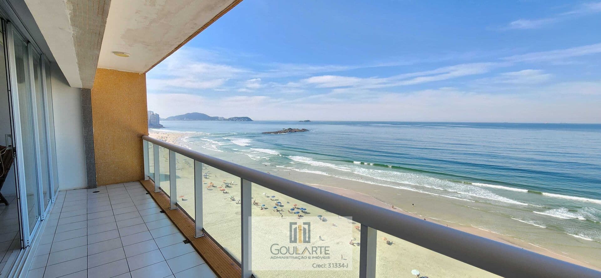 Apartamento alto padrão frente mar com 6 dormitórios sendo 4 com vista mar, lazer no condomínio na praia das PITANGUEIRAS - Guarujá/SP.