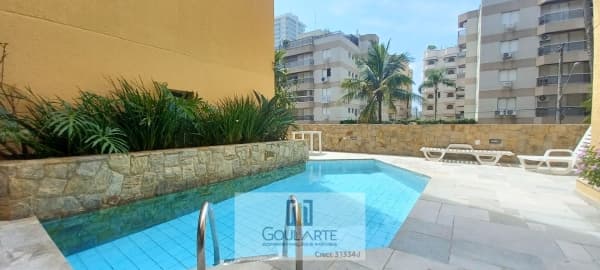 Apartamento Alto Padrão com acesso a sacada, 2 dormitórios sendo 1 suíte, lazer no condomínio, lado praia - ENSEADA - Guarujá/SP.
