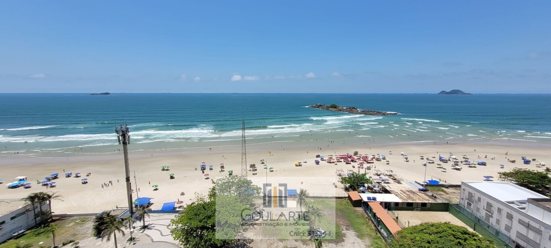 Apartamento alto padrão frente mar, 3 dormitórios sendo 1 suíte, vista total do mar na praia da Pitangueiras-Guarujá/SP.