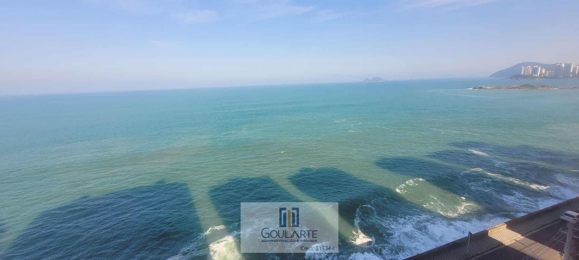 Apartamento alto padrão com sacada vista total para o mar, 3 suítes climatizadas, lazer completo no condomínio, PITANGUEIRAS - Guarujá/SP.