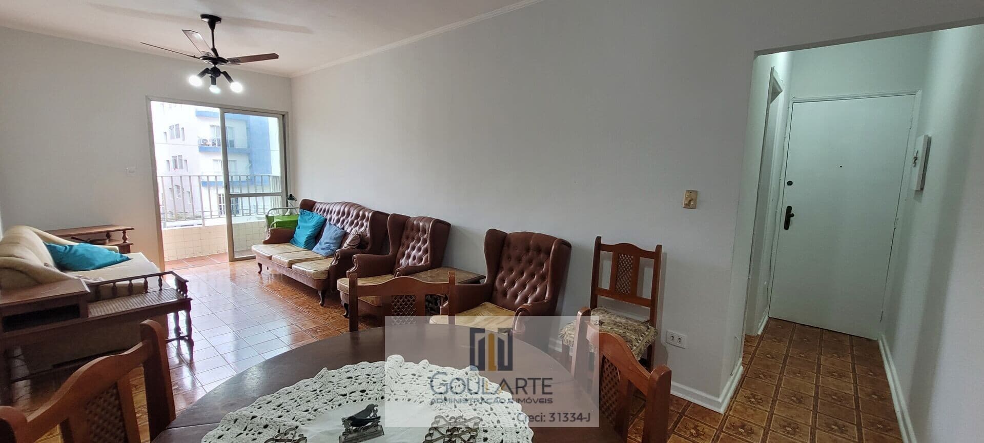 Apartamento conservado, 2 dormitórios sendo 1 suíte, - ASTÚRIAS-Guarujá/SP.