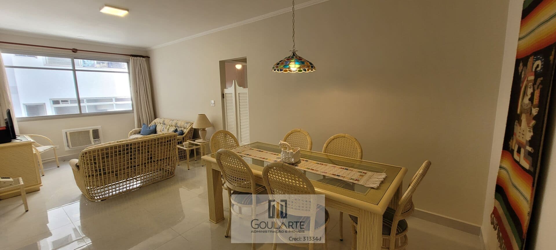 Apartamento alto padrão com 2 dormitórios sendo 1 suíte, uma quadra do mar - PITANGUEIRAS-Guarujá/SP.