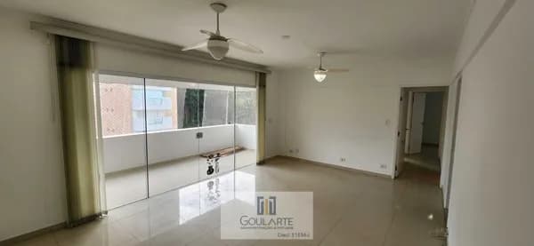 Apartamento Alto Padrão, com 3 dormitórios sendo 1 suíte, com área de lazer no condomínio, à menos 100 metros do mar, ASTÚRIAS - Guarujá/SP.