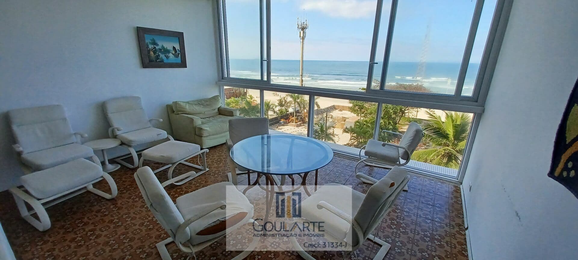 Apartamento alto padrão com 4 dormitórios amplos e vista total do mar na praia da Pitangueiras-Guarujá/SP.