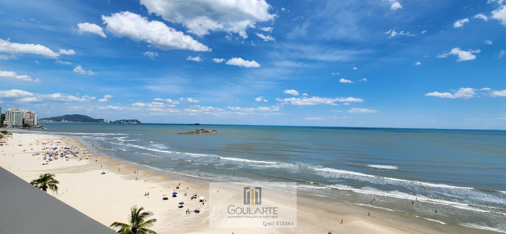 Apartamento Alto Padrão frente mar, 2 dormitórios climatizados sendo 1 suíte+ dormitório de serviço, vista total do mar na praia das PITANGUEIRAS - GUARUJÁ/SP.