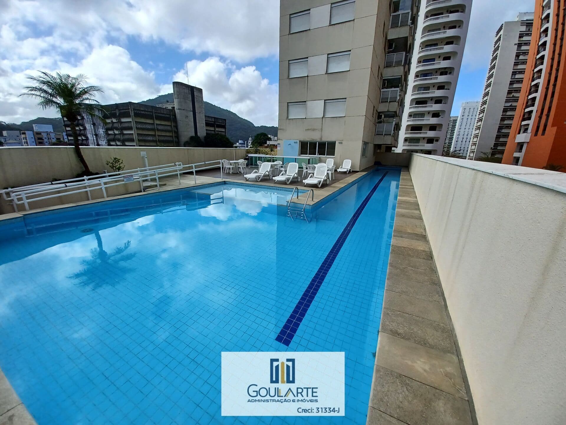 Apartamento alto padrão com sacada gourmet, 3 dormitórios sendo 1 suíte climatizada, lazer no condomínio na praia das PITANGUEIRAS-Guarujá/SP