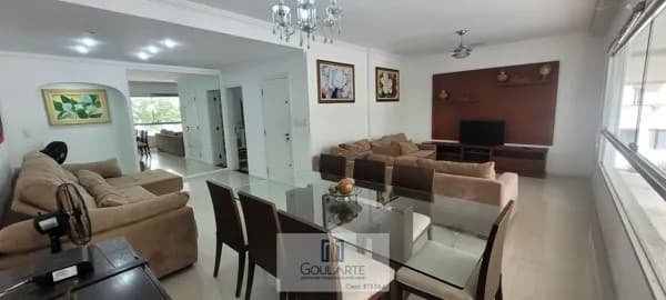 Apartamento alto padrão com 4 dormitórios sendo 2 suítes, à menos de 50 metros do mar - PITANGUEIRAS-Guarujá/SP.