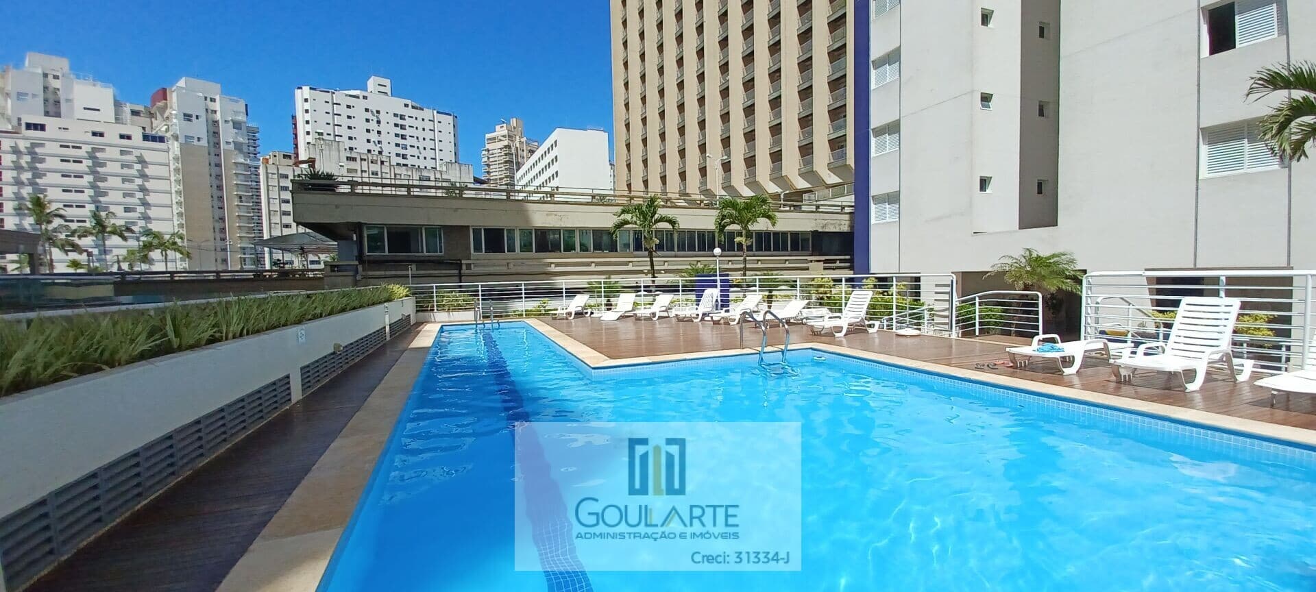 Apartamento alto padrão com sacada envidraçada vista parcial mar, 2 dormitórios sendo 1 suíte, lazer no condomínio - ASTÚRIAS-Guarujá/SP.