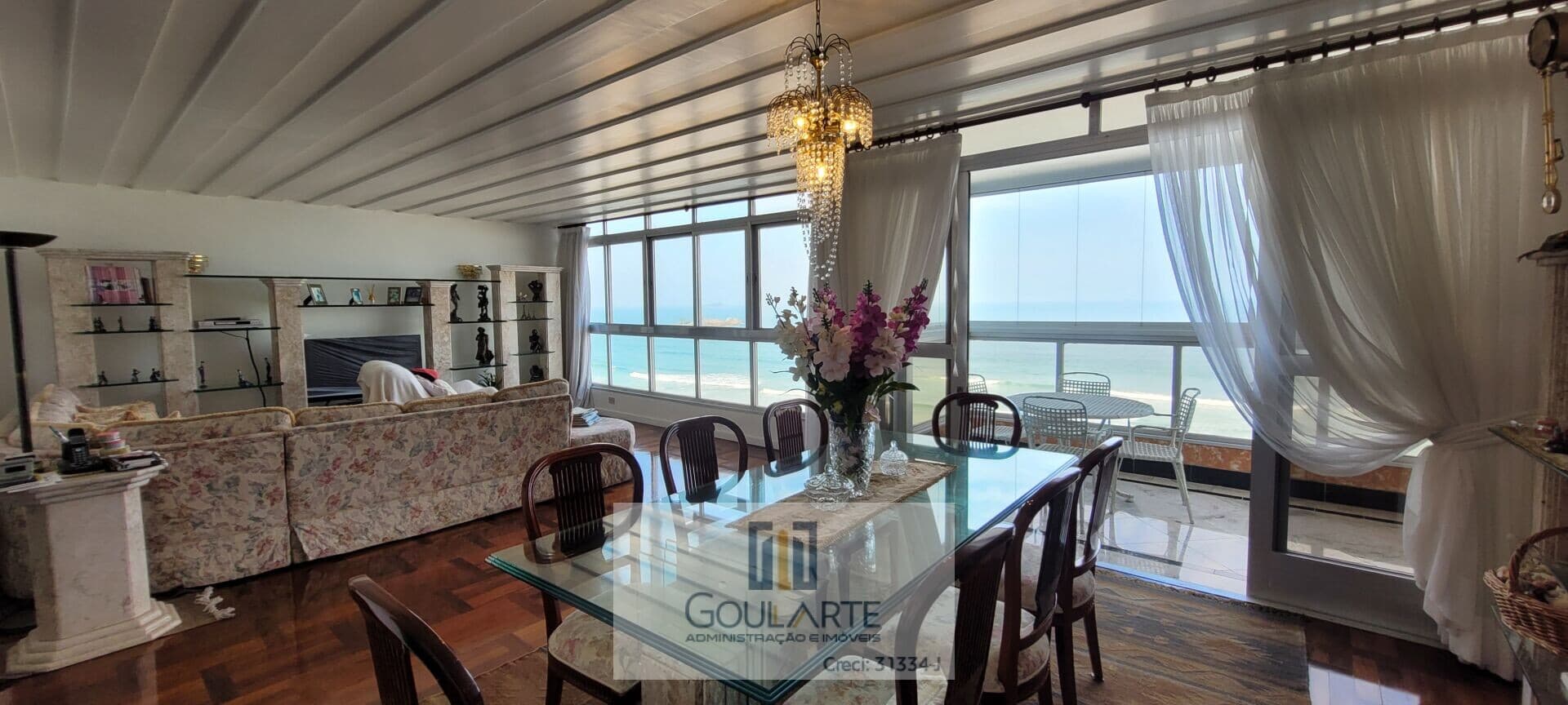 Apartamento com vista total do mar, 4 dormitórios sendo 1 suíte, condomínio frente mar , PITANGUEIRAS- Guarujá/SP.