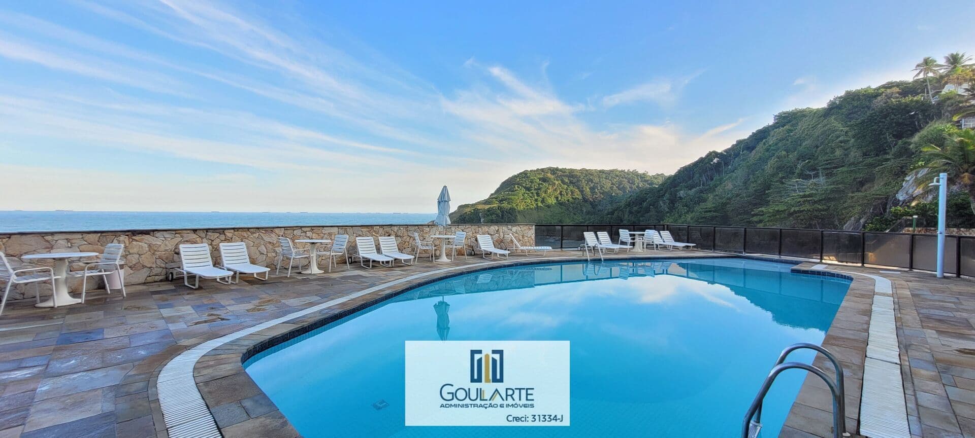 Apartamento alto padrão com sacada vista mar, 3 dormitórios sendo 1 suíte, lazer completo no condomínio, lado praia - ENSEADA - Guarujá/SP.