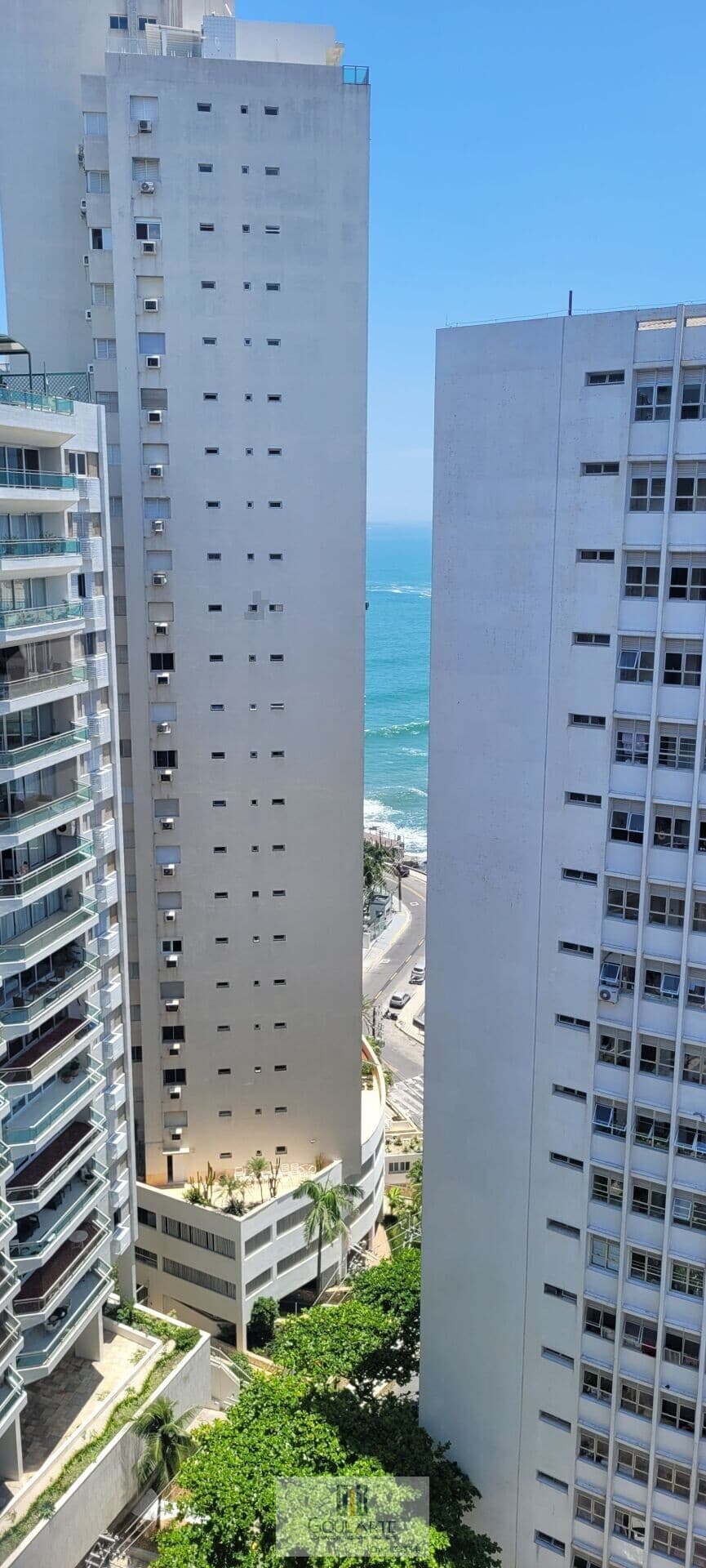 Apartamento Flat com 1 dormitório amplo climatizado, lazer completo no condomínio - Pitangueiras/Guarujá- SP.