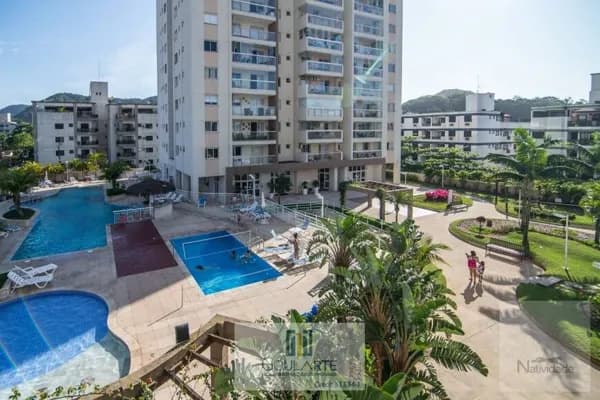 Apartamento alto padrão em condomínio clube, 2 suítes, ASTÚRIAS - Guarujá/SP.