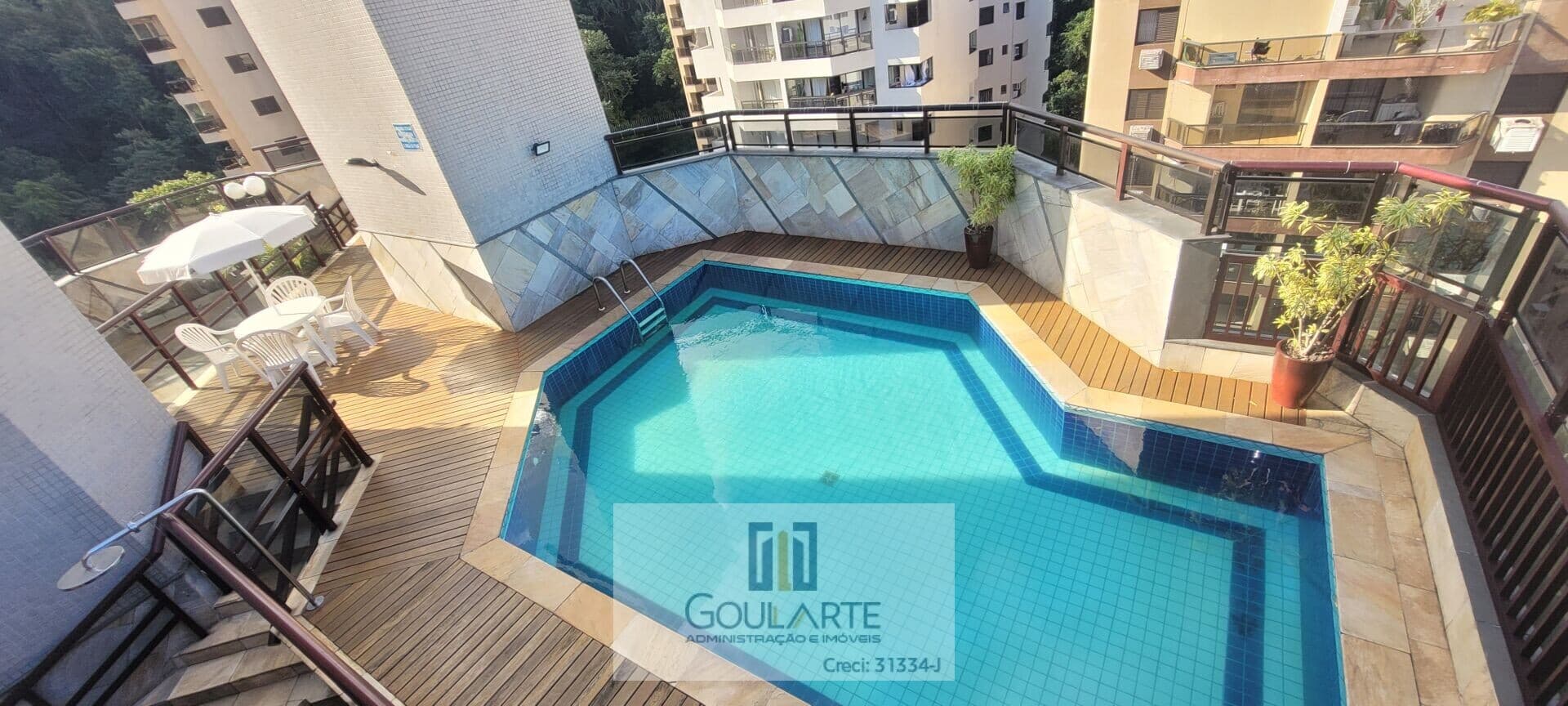 Apartamento Alto Padrão com acesso a sacada gourmet, 3 suítes, lazer completo no condomínio, PITANGUEIRAS-GUARUJÁ/SP