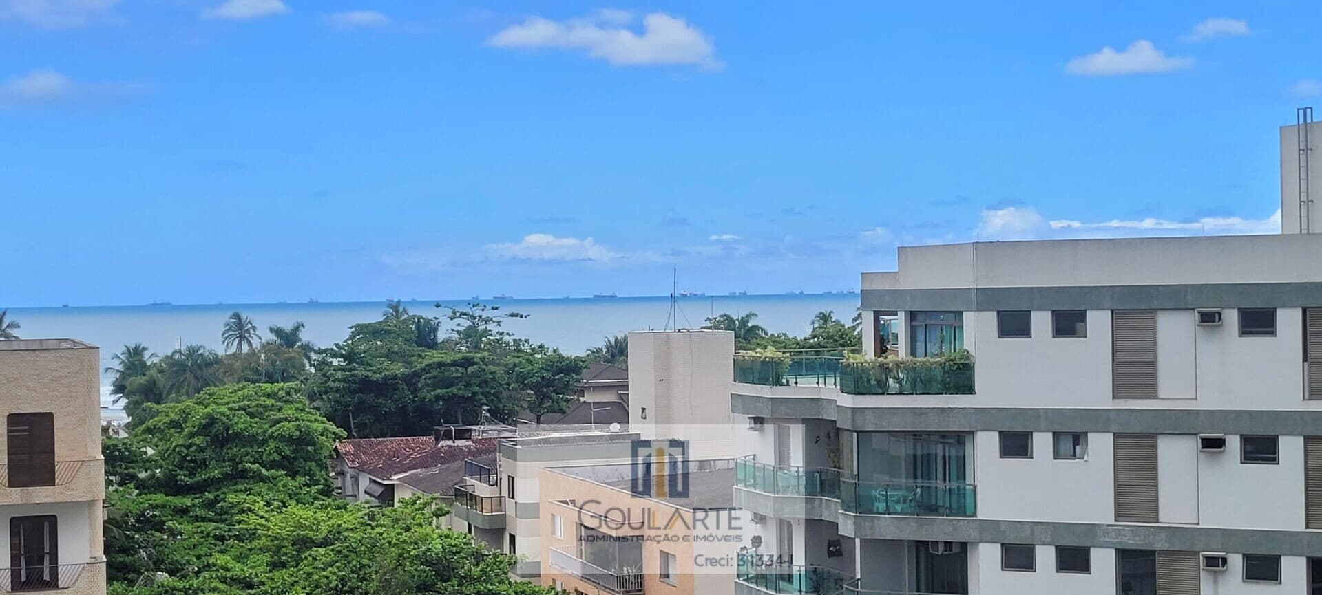 Apartamento alto padrão com sacada gourmet e vista mar, 3 dormitórios sendo 1 suíte, lazer completo no condomínio, lado praia da Enseada-Guarujá/SP.