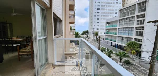 Apartamento alto padrão com 3 dormitórios sendo 1 suíte, à menos de 50 metros do mar - PITANGUEIRAS-Guarujá/SP.