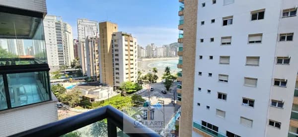 Apartamento alto padrão com sacada vista mar, 4 dormitórios sendo 1 suíte com acesso a sacada, lazer no condomínio na praia das ASTÚRIAS-Guarujá/SP.