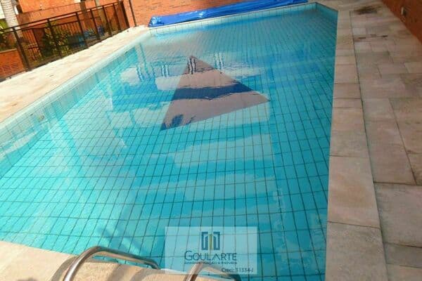Apartamento alto padrão com 4 dormitórios sendo 2 suítes, lazer no condomínio e sacada com vista parcial para o mar na Praia das ASTÚRIAS- Guarujá/SP.