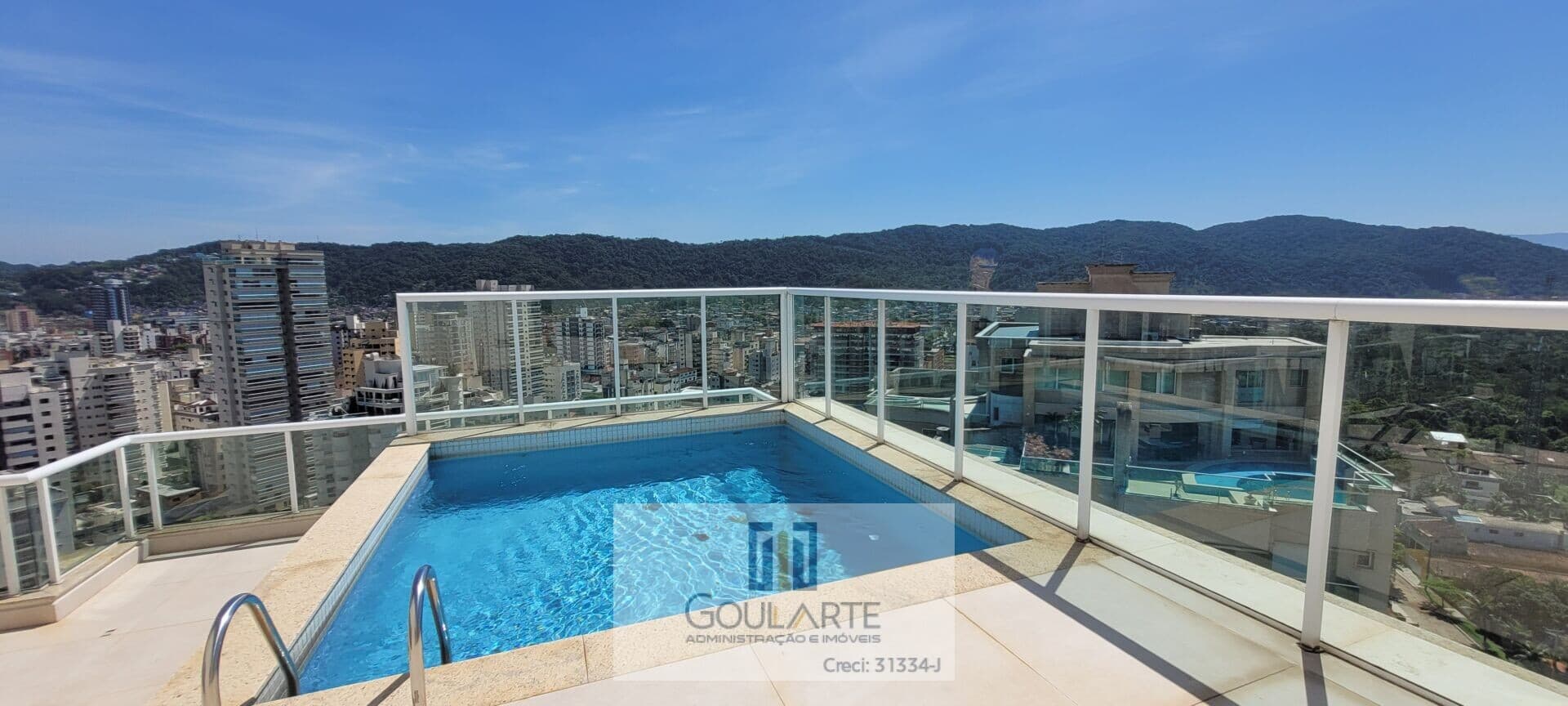 COBERTURA DUPLEX, 3 dormitórios sendo 3 suítes, área gourmet com Piscina e Churrasqueira - ENSEADA -Guarujá/SP.