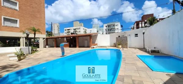 Apartamento com sacada, 2 dormitórios + suíte de serviço, lazer no condomínio, lado bairro na praia da ENSEADA-GUARUJÁ/SP