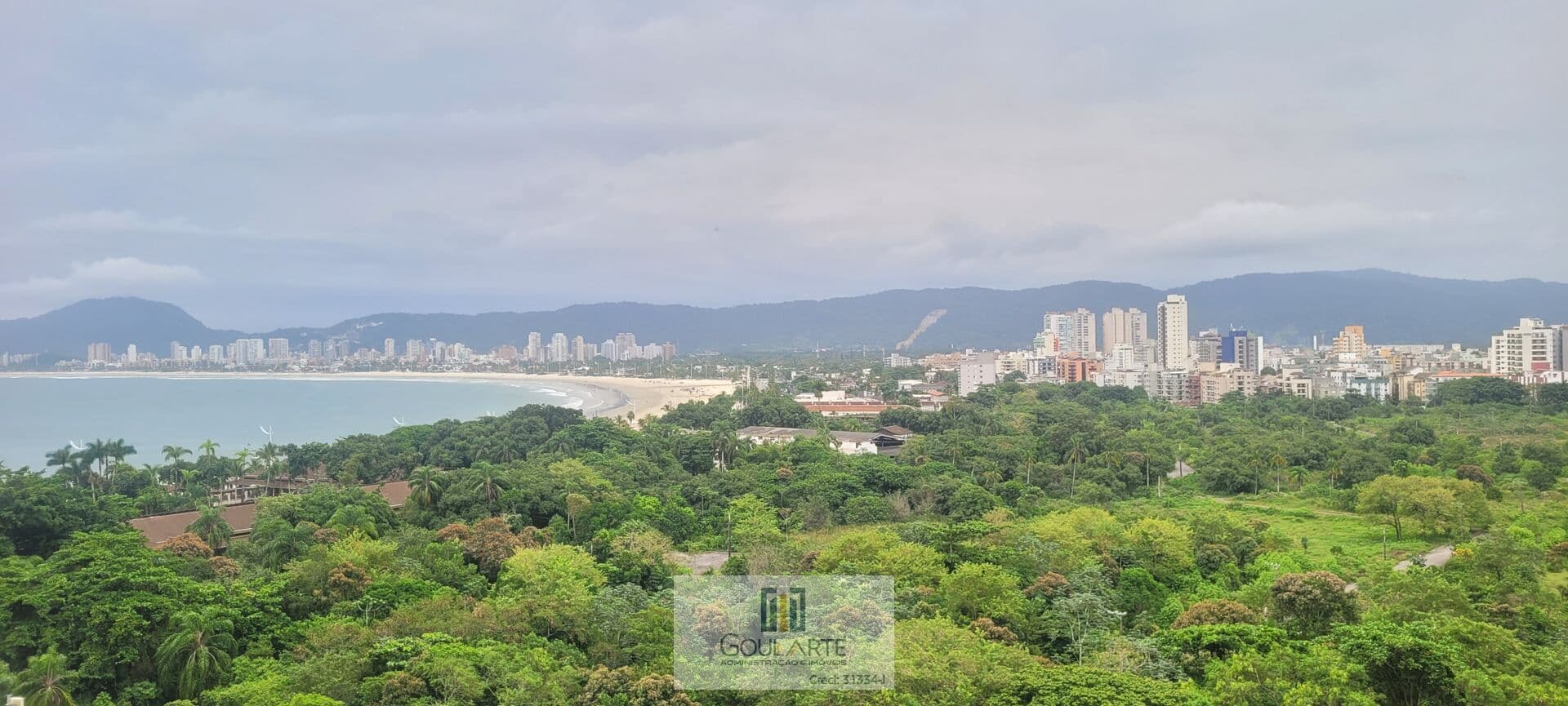Apartamento alto padrão com sacada gourmet, 3 suítes e lazer completo no condomínio - ENSEADA-Guarujá/SP.
