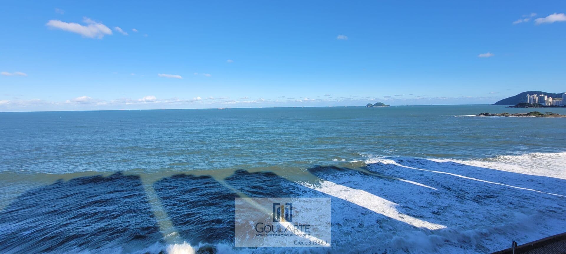 Apartamento alto padrão com sacada vista total para o mar, 3 suítes climatizadas, lazer completo no condomínio, PITANGUEIRAS - Guarujá/SP.