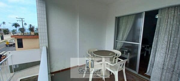 Apartamento padrão com 2 dormitórios no lado praia da Enseada-Guarujá/SP.