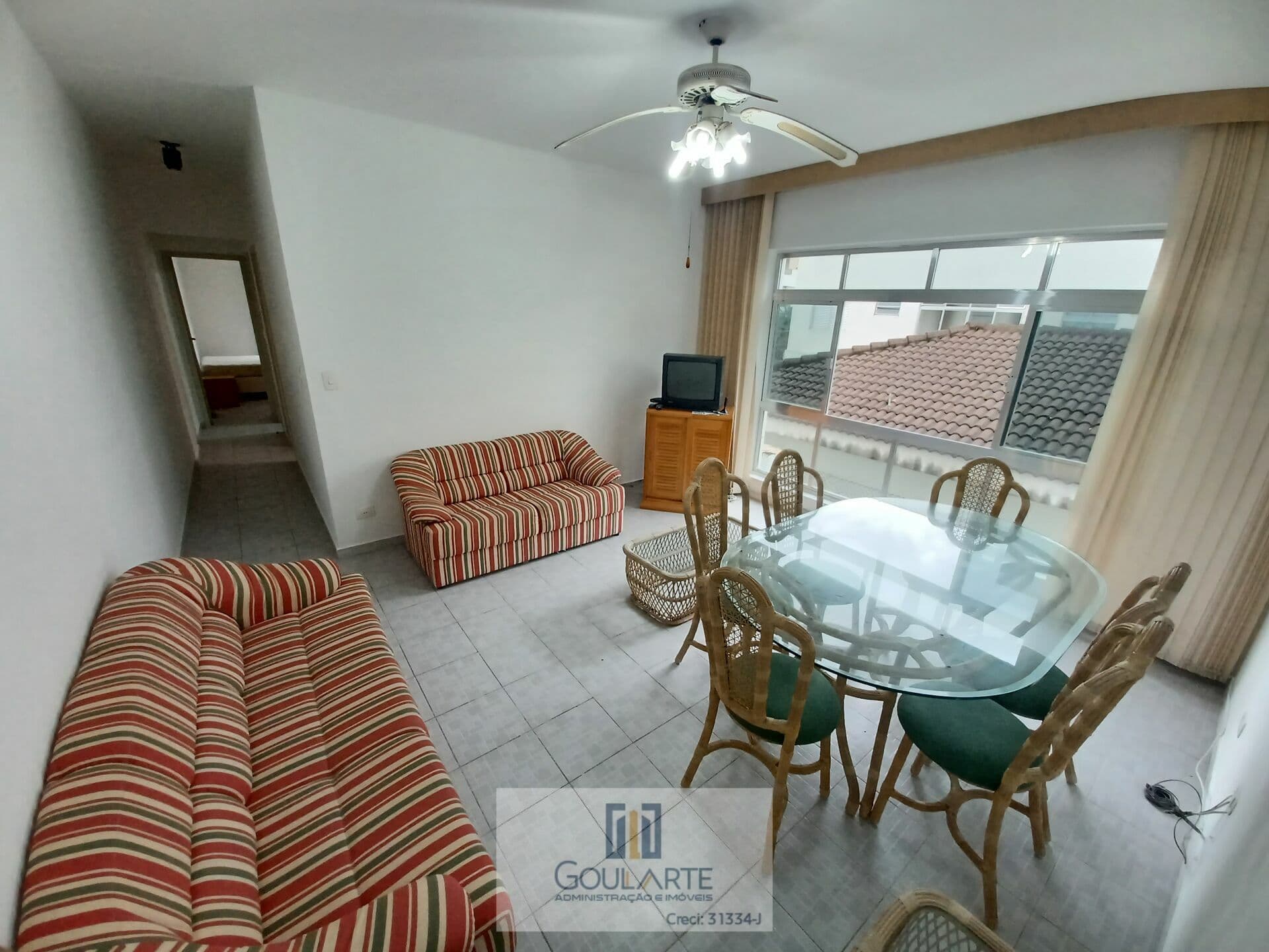 Apartamento Padrão, 2 dormitórios sendo 1 suíte, no lado praia da ENSEADA-GUARUJÁ/SP
