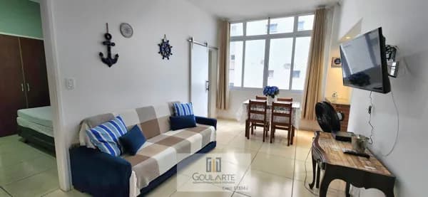 Apartamento reformado, à menos de 100 metros do mar, 2 suítes, na praia das PITANGUEIRAS-Guarujá/SP