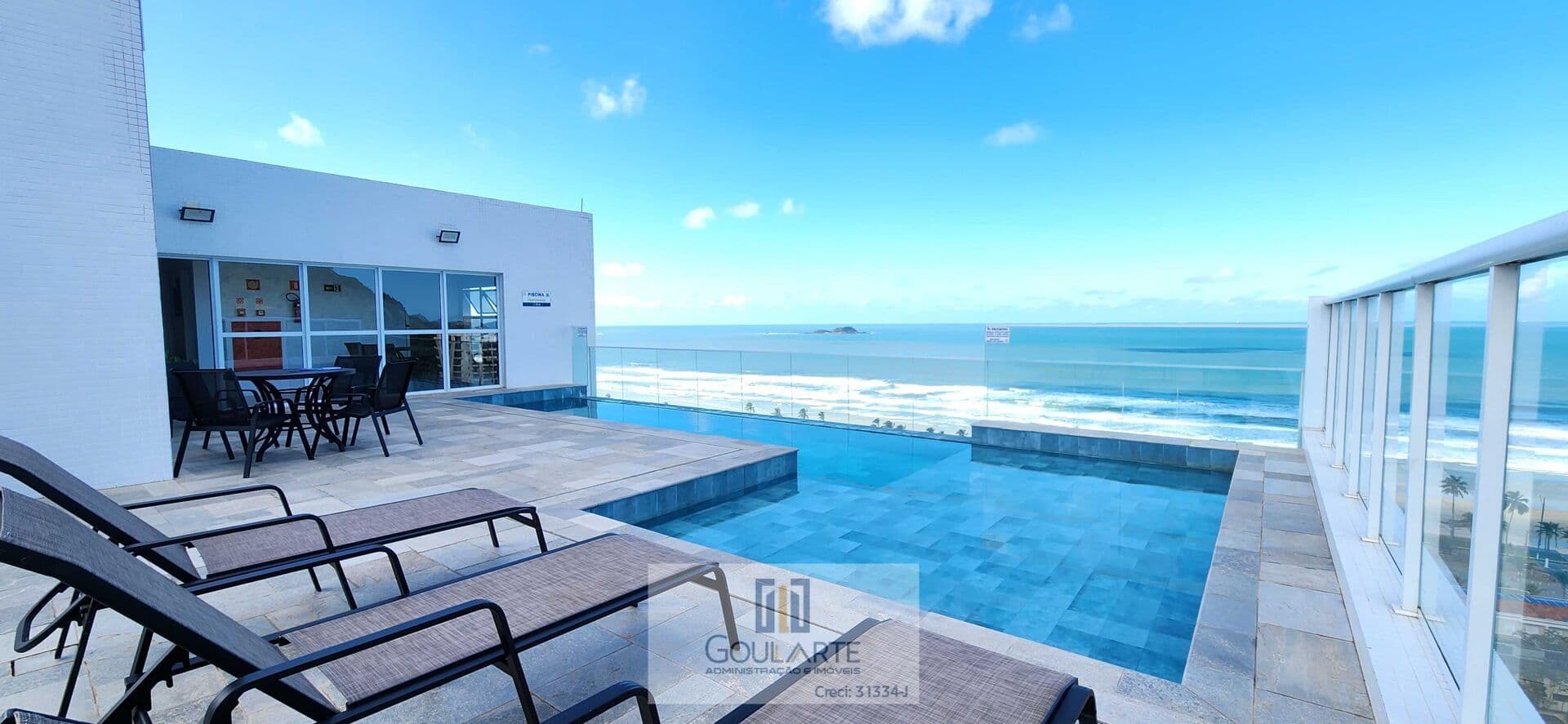 Apartamento alto padrão com janelão vista mar, 2 dormitórios climatizados sendo 1 suíte, lazer completo no condomínio - ENSEADA -Guarujá/SP.