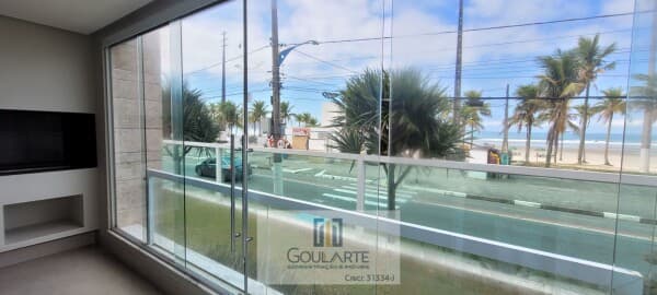 Apartamento alto padrão com sacada gourmet e vista total mar, 3 dormitórios sendo 1 suíte, lazer no condomínio, frente a praia da ENSEADA-Guarujá/SP.