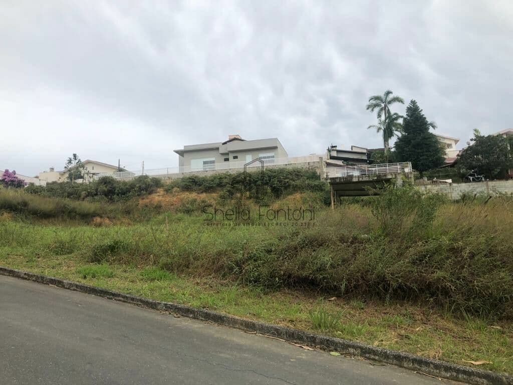 Excelente terreno para construção de casa de alto Padrão