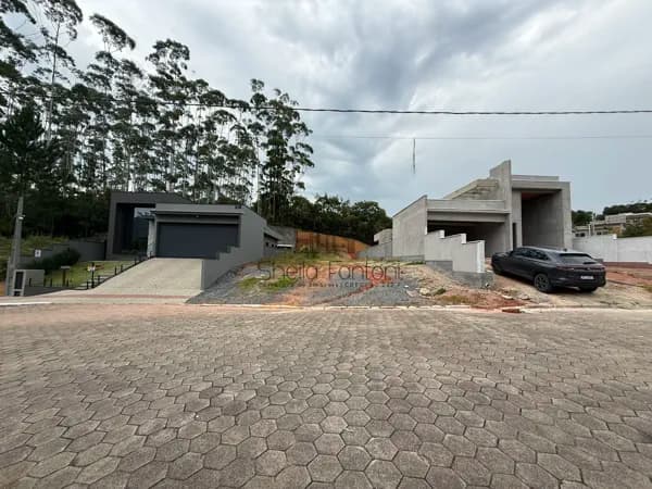Terreno Exclusivo de Frente para Área Verde – Bairro Primeiro de Maio | Brusque/SC