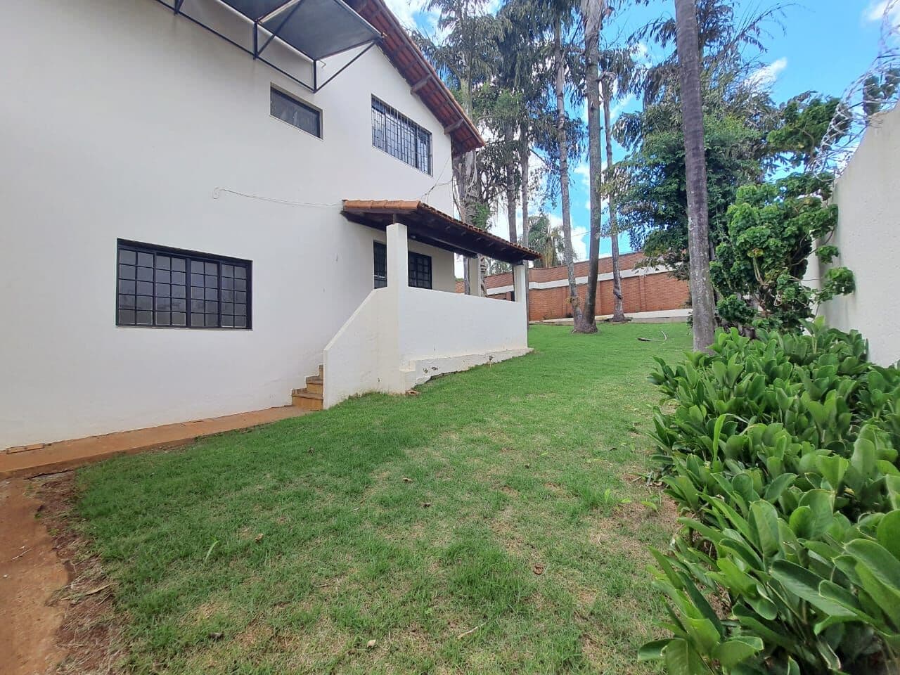 Casa com 02 pavimentos Alto Padrão em Cidade Jardim, Uberlândia/MG